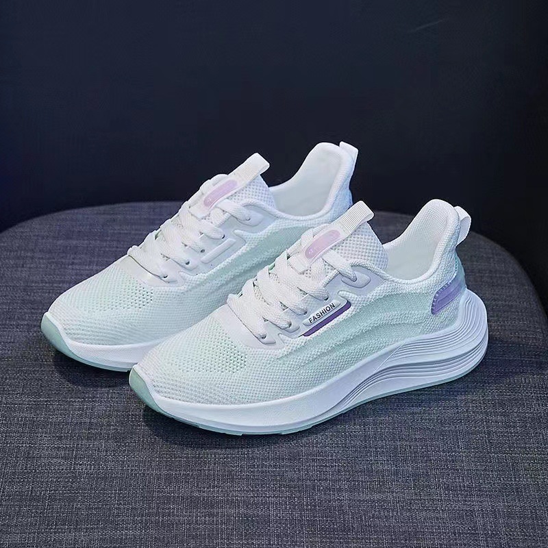 New Mesh Women's Breathable Sports Soft Bottom Travel White Shoes Designer Fashionable Daily Commuter Flat Casual Shoes