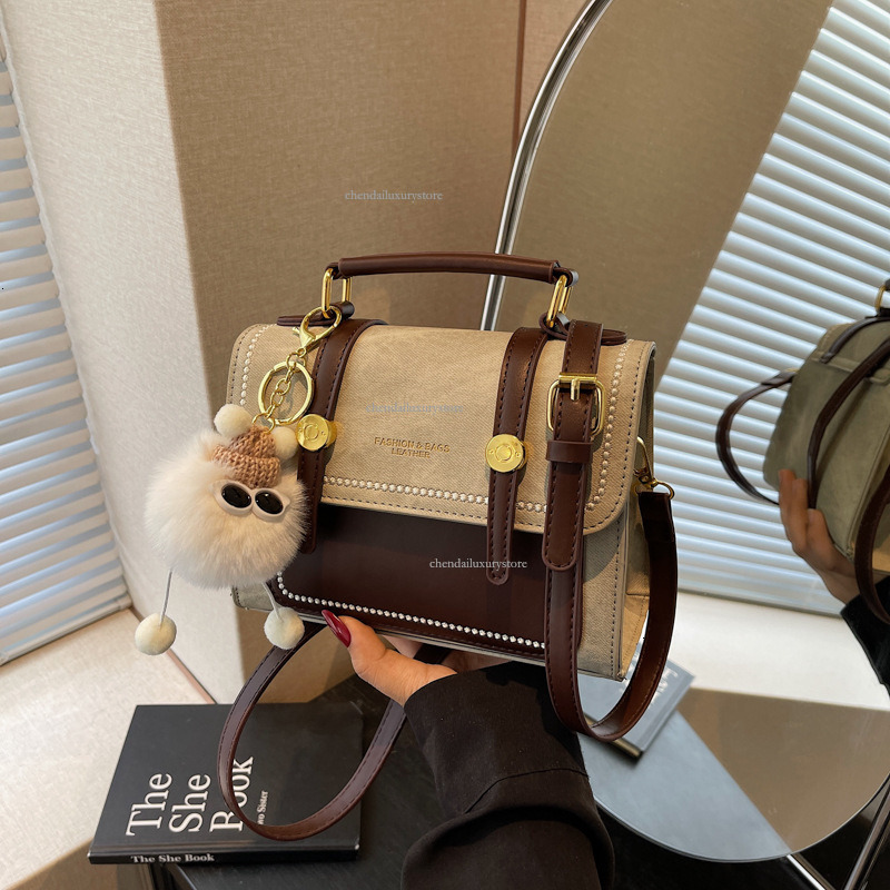 Free Delivery Designer Women's Fashionable Handbag New Fashion Brand French Minimalist Small Square Cross Shoulder Bag Spliced Letter Casual Cros