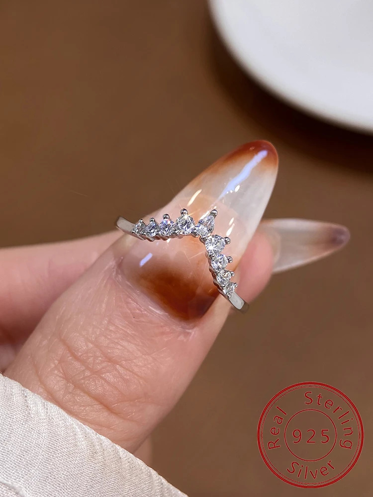 925 Sterling Silver Simplicity Classic V-Shaped Water Droplet Ring For Women Engagement Wedding High Quality Fine Jewelry 250515