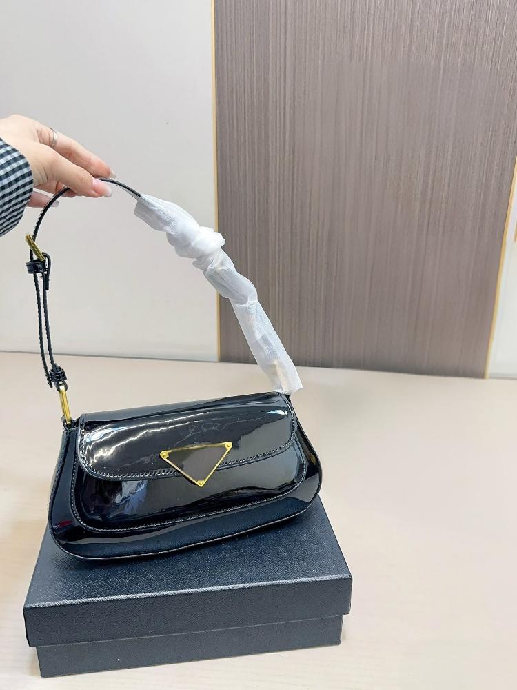 Lacquer leather retro versatile armpit bag, fashionable single shoulder high-end feeling, women's light luxury French single shoulder bag, French