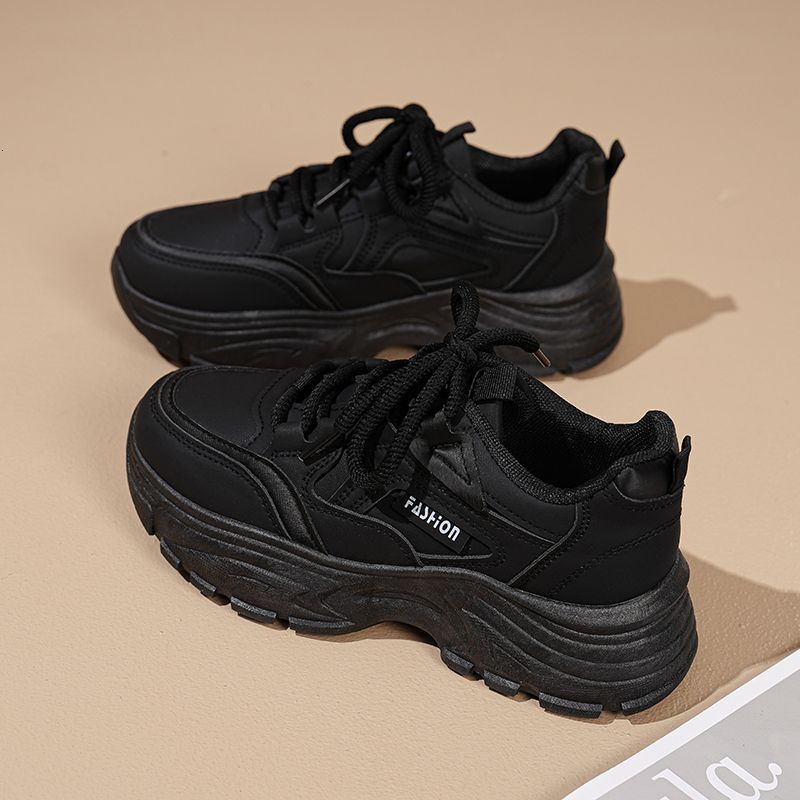 Thick soled feeling, women's spring new leather waterproof sports and leisure shoes, designer fashionable and trendy shoes