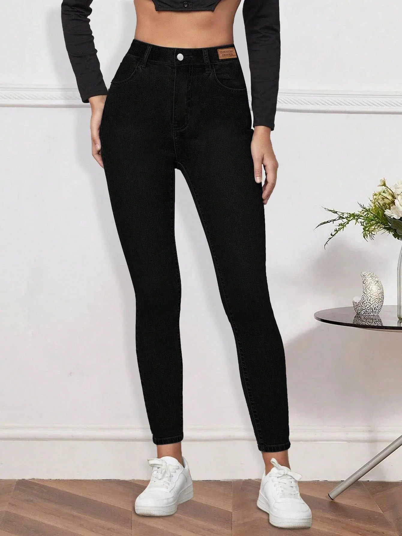 Women SlimFit Black Denim Jeans With Button and Zipper Casual Pockets Stretchy Pants All Season Fashion 250513Z