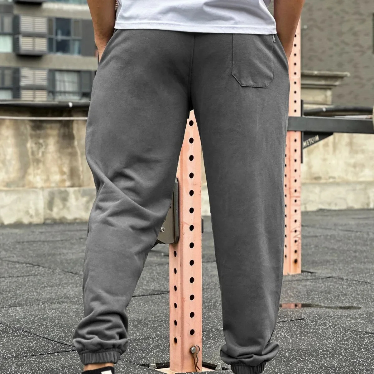 Mens Streetwear Casual Trend Cuffed Pants Jogging Drawstring Sweatpant Ripped Trousers Gym Fitness Sports Bottom Male Costume 250513Z