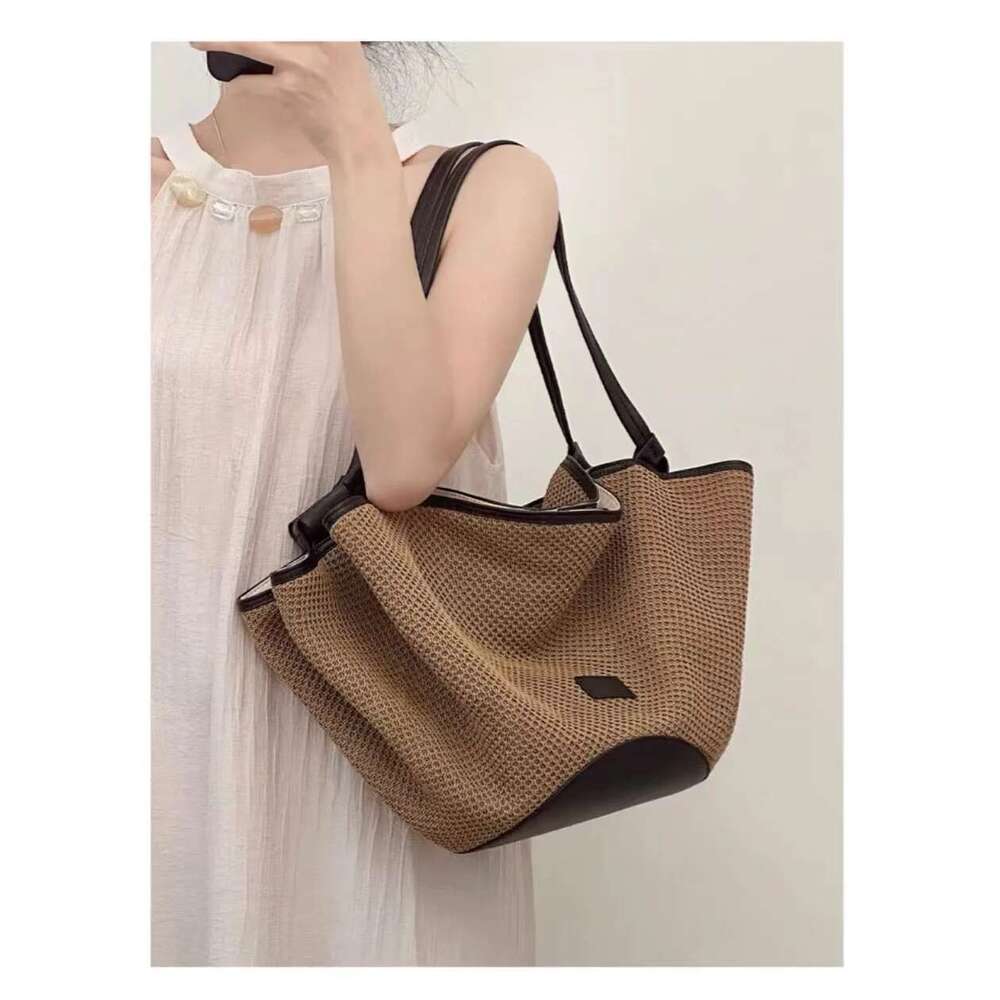 Summer Women Woven Tote Hollowed Out Large Capacity Handbag Fashion Shoulder Beach Commuting Vacation Shopping Bag