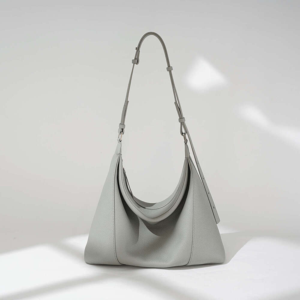 Tote Bag Soft Leather Underarm Single Shoulder Large Women New Fashion Tote For Autumn Winter Stylish And Versatile Crossbody Bag KQ