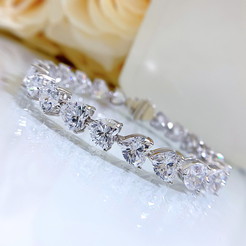New S925 Sterling Silver Full Diamond Heart-Shaped Bracelet Elegant Tennis Style Fashion Jewelry for Women