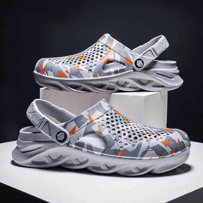 Flat Men Shoes EVA Slippers Garden Platform Man Summer Sandals New Male Sneakers Outdoor Flip Flops Home Clogs