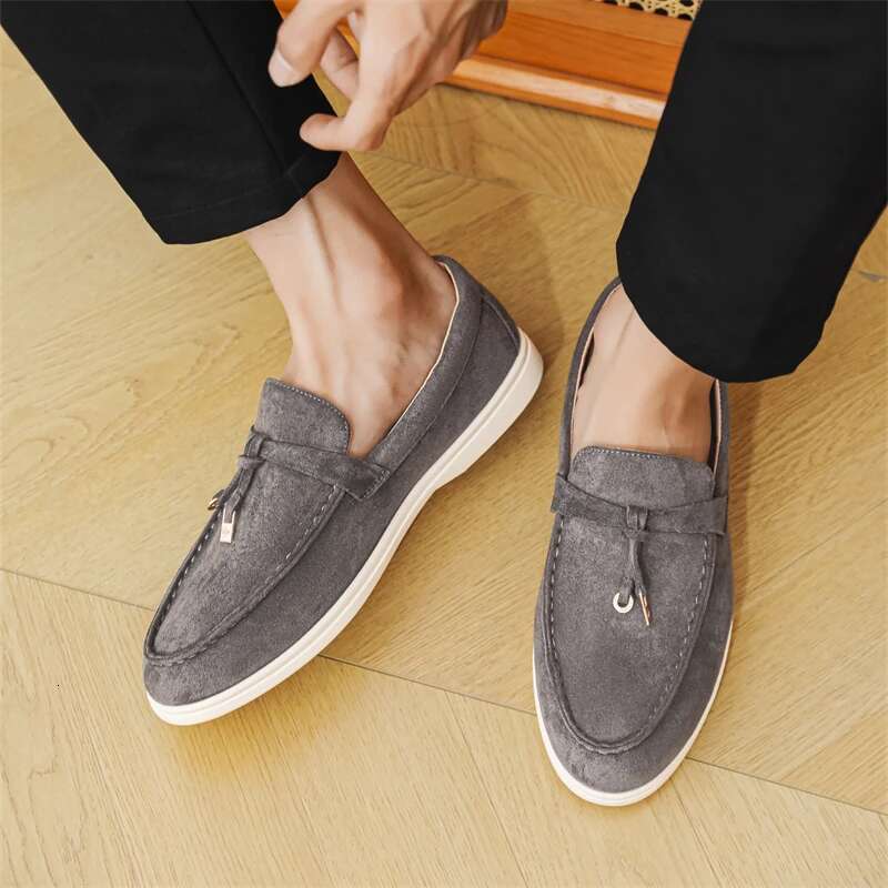 Summer Beige Moccasins For Comfortable Suede Casual Designer Men's Shoes Lightweight Slip-on Men Loafers zapatos para hombre