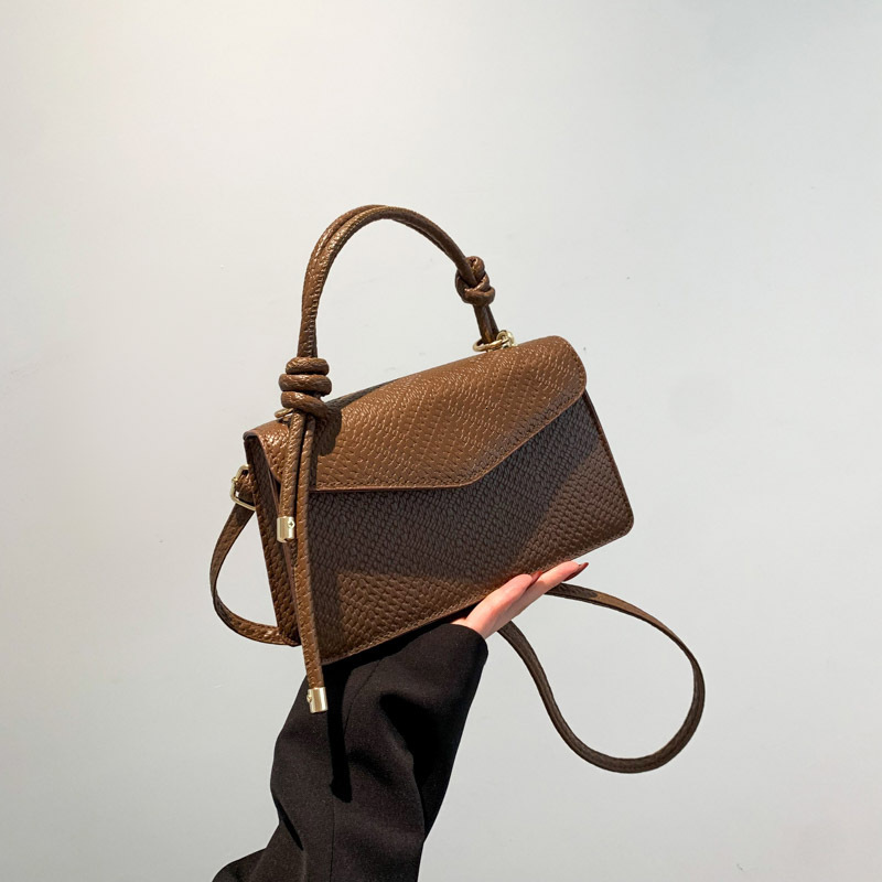 Free Delivery Designer Bag End Korean Style Hand For Women In 2025 New And Fashionable Niche Design Versatile Shoulder Textured Crossbody Trendy Luxur