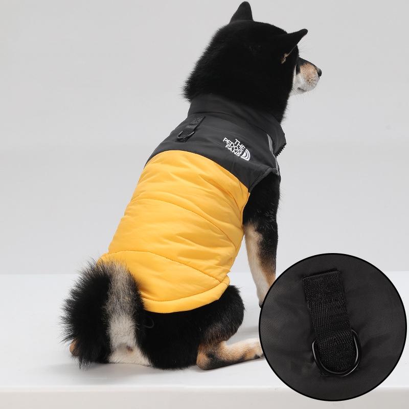 Dog Winter Coat with Leash D-ring, Dog Jacket Clothes with Zipper on Chest, Waterproof Windproof Warm Vest, Reflective Cold Weather Coats, for Small M