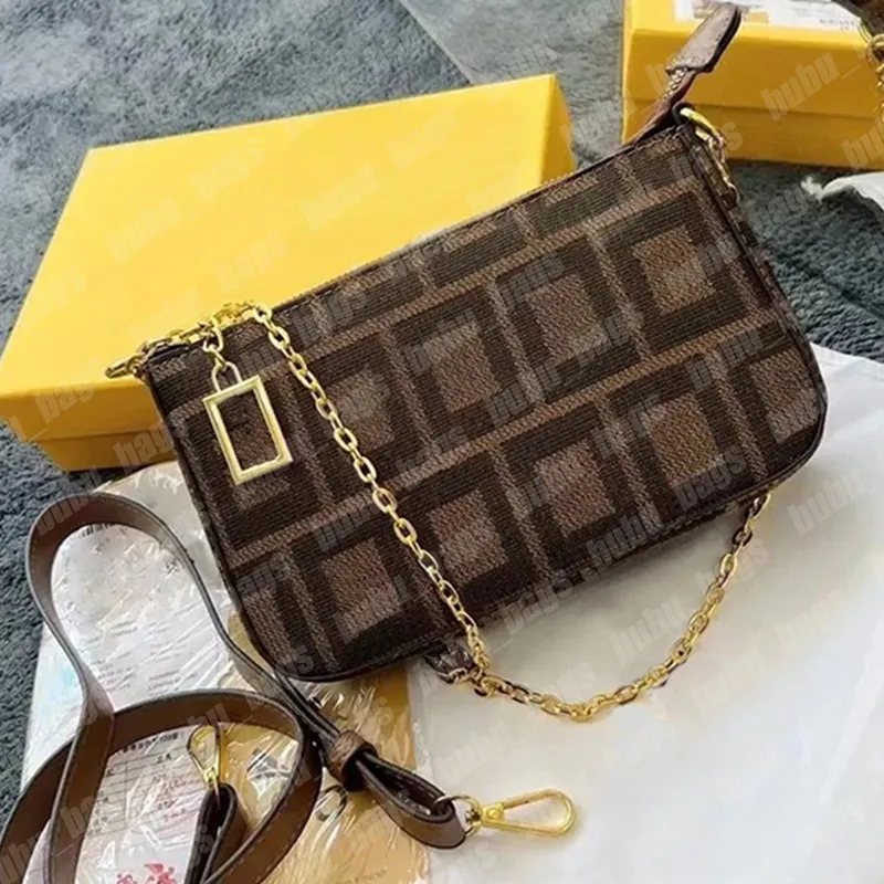 Vintage Shoulder Bags Fashion Letter Handbags High Capacity Purse Gold Chain Canvas Hobo Messenger Bags Satchel Women Designers Lady Tote Metal Hasp Pouch