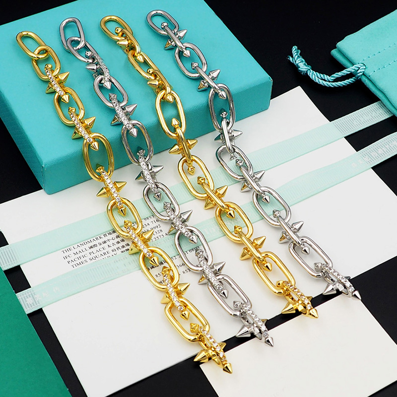 Personalized rivet T bracelet designer brand new crystal chain bracelet fashionable couple unisex stainless steel bracelet for women's jewelry