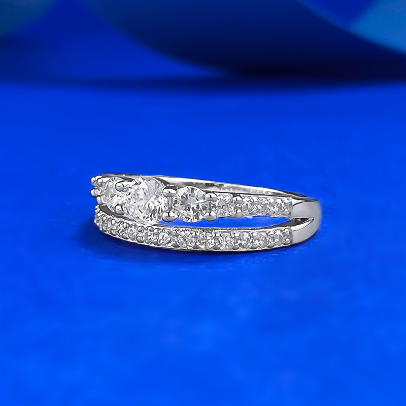 Brand Elegant Weddi Ris Luxury Jewelry Real 100% 925 Sterli Silver Designer Round Cut White Lab Moissanite Diamond Party Eternity Women Eagement Band