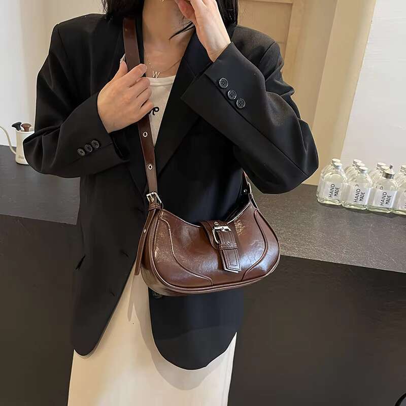 Silver Shoulder Baguette Bag for Women Vintage Y2K Style PU Leather Underarm Purse Small Retro Handbag with Buckle Flap for Daily Commuting or Party