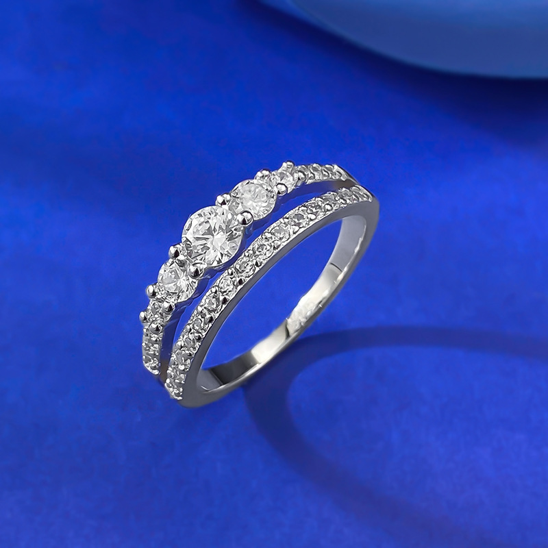 Brand Elegant Weddi Ris Luxury Jewelry Real 100% 925 Sterli Silver Designer Round Cut White Lab Moissanite Diamond Party Eternity Women Eagement Band