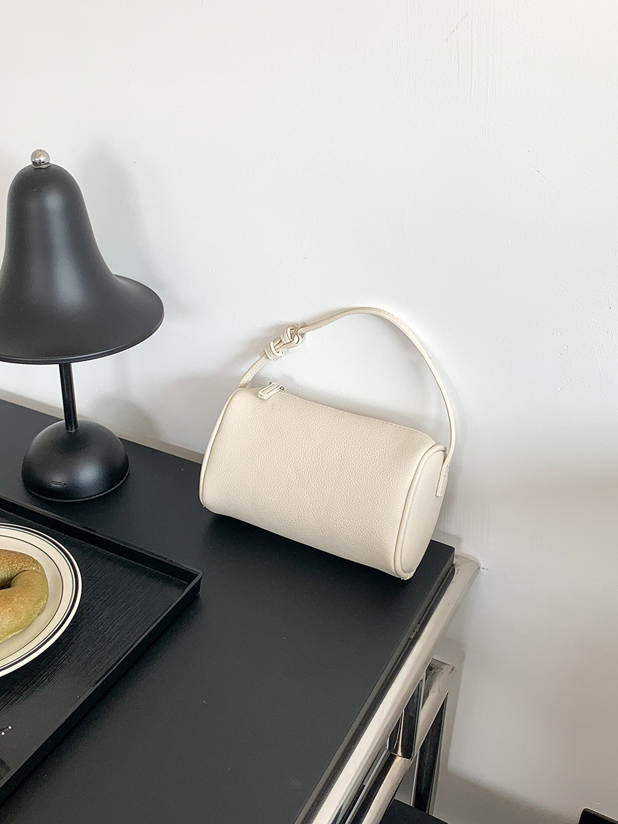 Trendy Casual Accessory by Ladies Designer Brand: Durable Microfiber Leather Tote Envelope Style