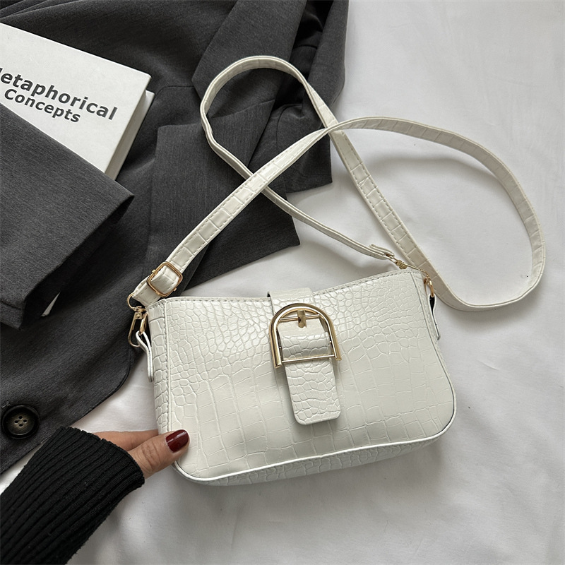Free Delivery Designer Bag Elegant And Trendy Women's 2025 Winter Trend Single Shoulder Armpit French Hand Held Diagonal Cross Small Square Luxur