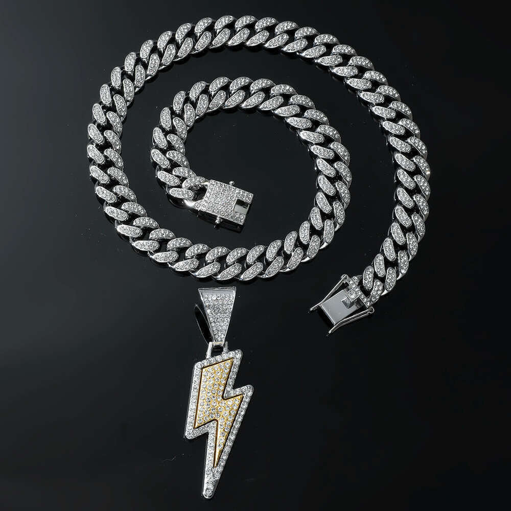 Bold Hip hop Alloy Necklace with Lightning Rhinestone Pendant Unisex Cuban Link Chain Jewelry for Men & Women Trendy Street wear Accessories