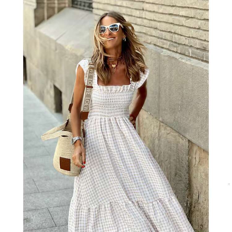 Gingham Maxi Dress for Women Sleeveless Smocked Sundress with Ruffle Straps Vintage Style Flowy Summer Long Dress for Beach Picnic and Vacation
