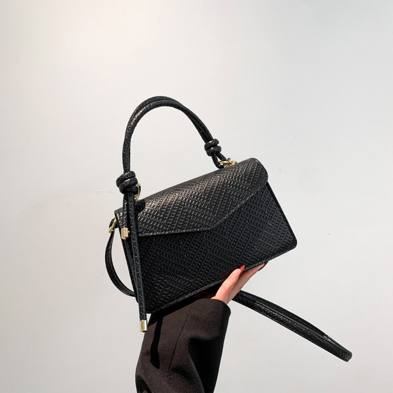 Free Delivery Designer Bag End Korean Style Hand For Women In 2025 New And Fashionable Niche Design Versatile Shoulder Textured Crossbody Trendy Luxur