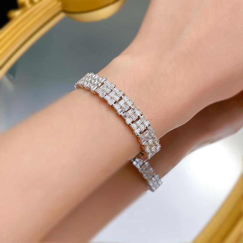 New 925 Sterling Silver Full Diamond Bracelet, Luxurious Designer Piece for Couples, Elegant and Unique European Style.