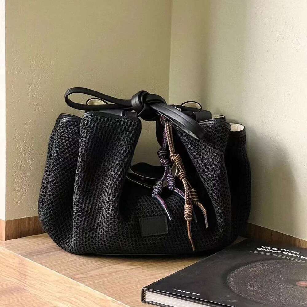 Summer Women Woven Tote Hollowed Out Large Capacity Handbag Fashion Shoulder Beach Commuting Vacation Shopping Bag