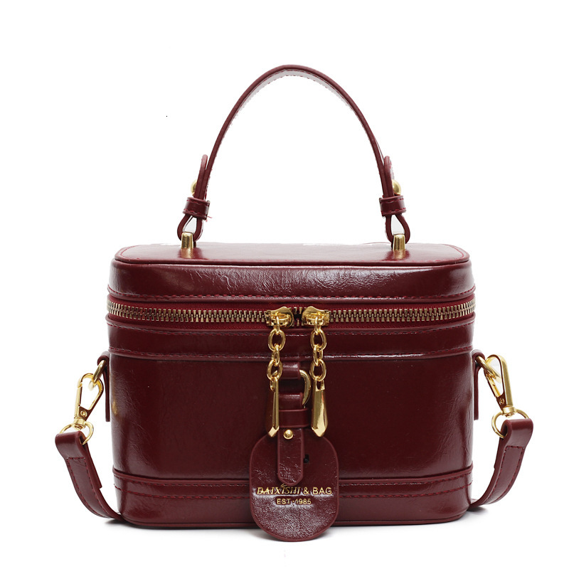 2025 Outdoor Style Free Delivery Designer New Box Trendy Splicing Design Shoulder Fashionable, Simple Versatile Handheld Crossbody Bag For Women