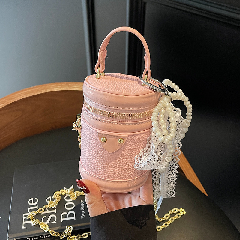 2025 Outdoor Style Free Delivery Designer High End Niche For Women's Summer New Fashion Crossbody Korean Version Handheld Mini Bucket Bag