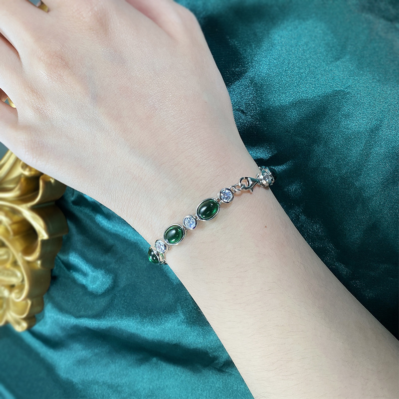 New 925 Sterling Silver Imitation Emerald 6x8mm Chalcedony Zircon Bracelet, Classic Stylish Elegant Jewelry for Daily Wear