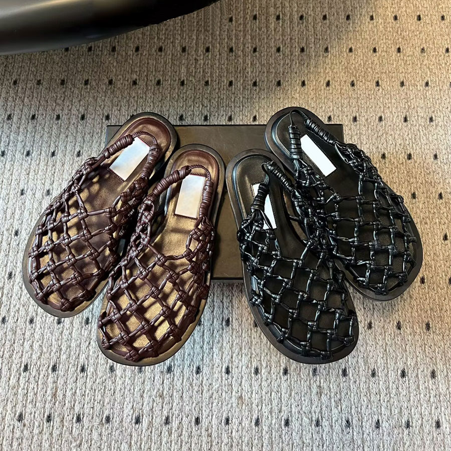 High quality Minimalism Fashion Woven sandals Flat beach shoes Luxury designer flat sandals Vacation shoes Walking shoes