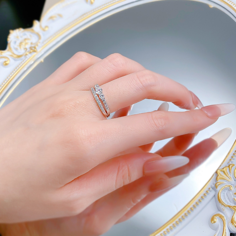 Brand Elegant Weddi Ris Luxury Jewelry Real 100% 925 Sterli Silver Designer Round Cut White Lab Moissanite Diamond Party Eternity Women Eagement Band