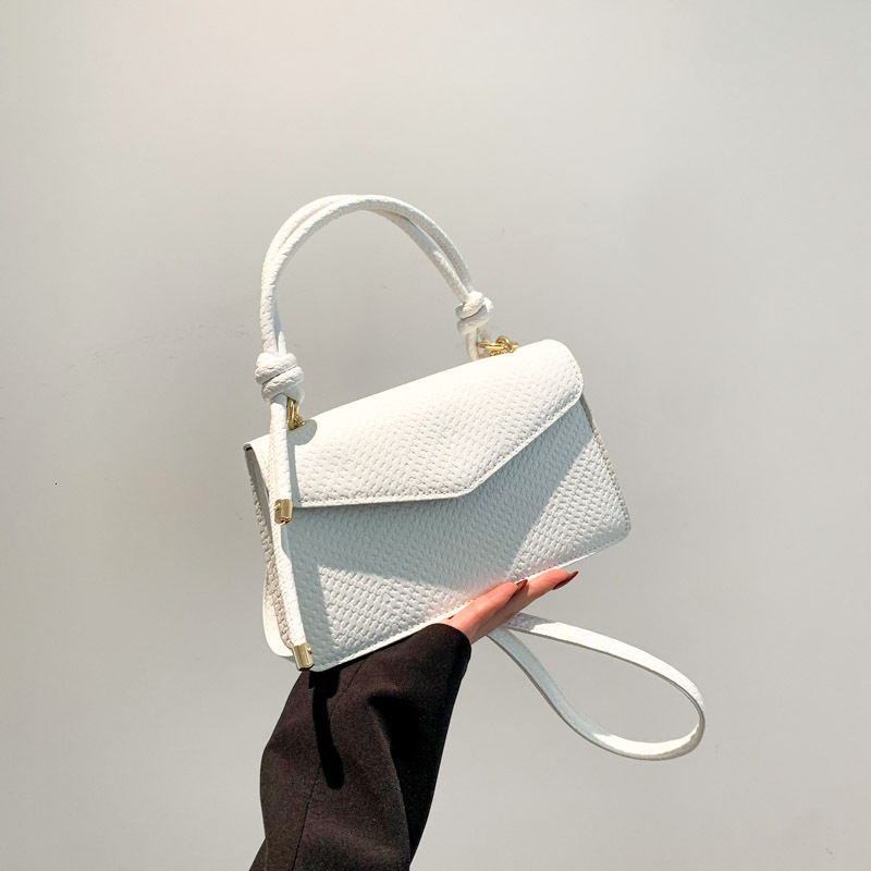 Free Delivery Designer Bag End Korean Style Hand For Women In 2025 New And Fashionable Niche Design Versatile Shoulder Textured Crossbody Trendy Luxur