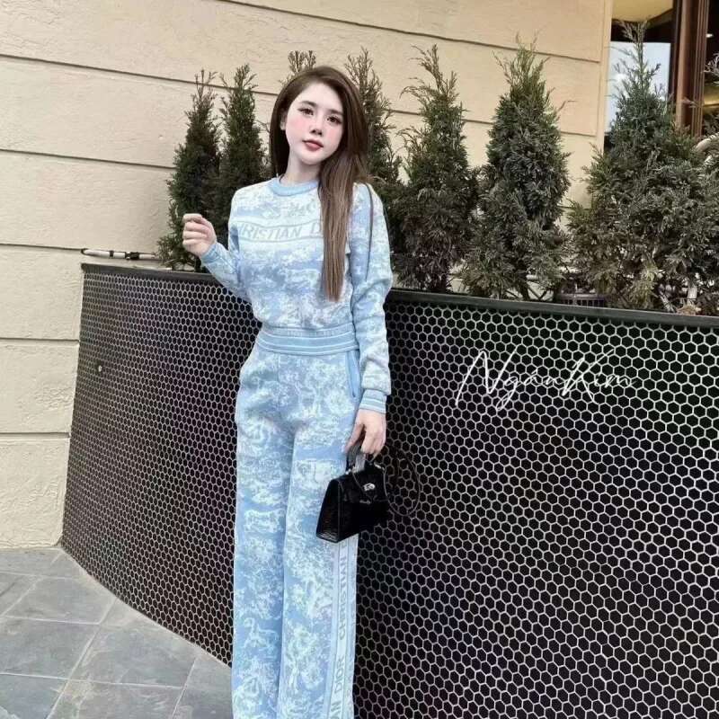 Autumn Winter Knitted Animal Pattern Wide Leg Pants Set Round Neck Letter Print Two Piece Suite Elegant Fashionable Women's Wear