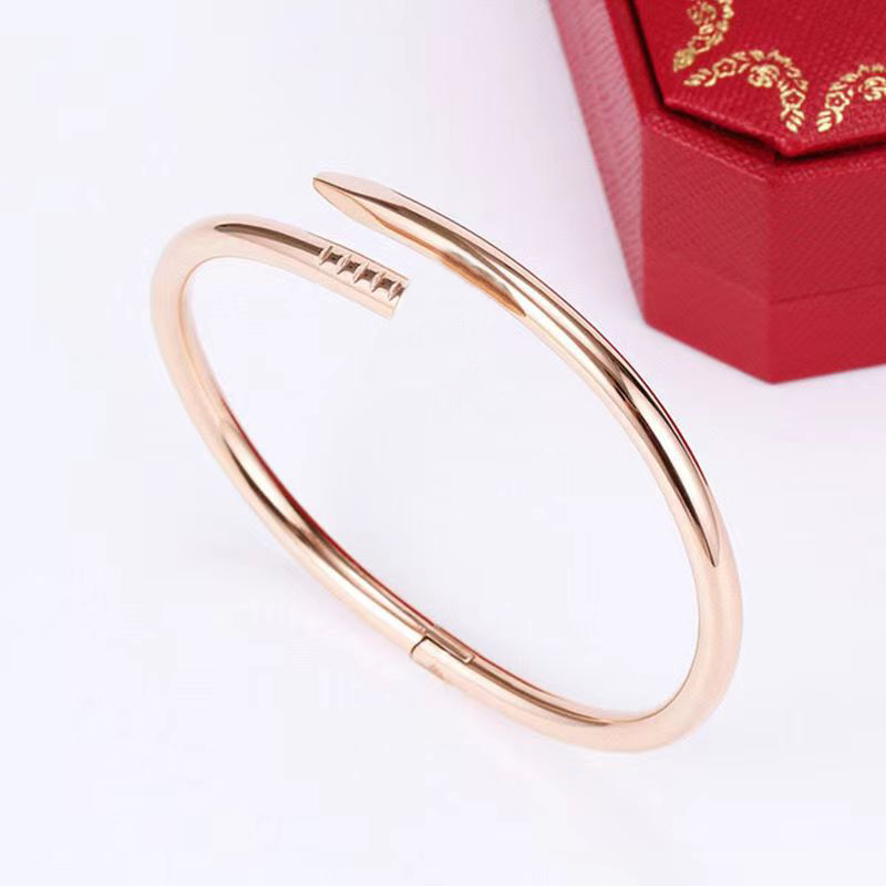 Luxury brand Love Classic Crystal Nail 18k Gold Cuff Bracelet Stainless Steel Jewelry for Women and Men Z260313