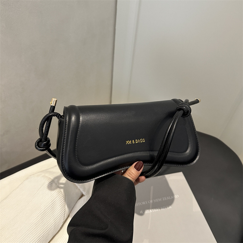 Free Delivery Designer Bag Premium Texture Niche Women's 2025 Summer New Popular Crossbody Versatile Single Shoulder Armpit Luxury Bag