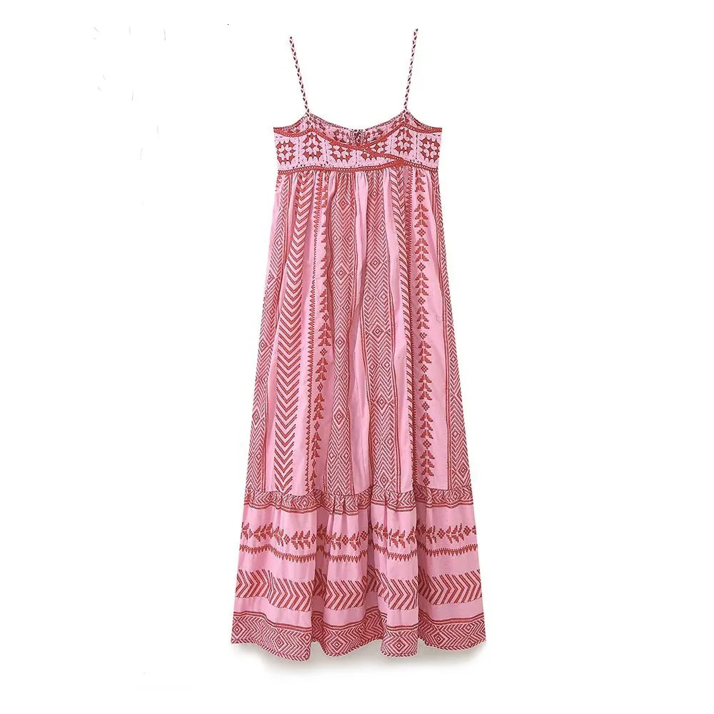 womens casual and elegant n with European American retro style crochet stitch knitted suspender dress 250520