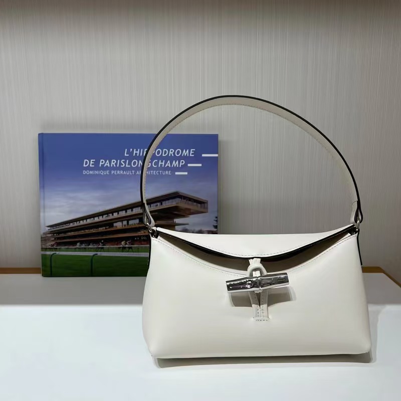 New bamboo flap hobo bag fashionable and versatile armpit shoulder bag large capacity commuter handbag for women.