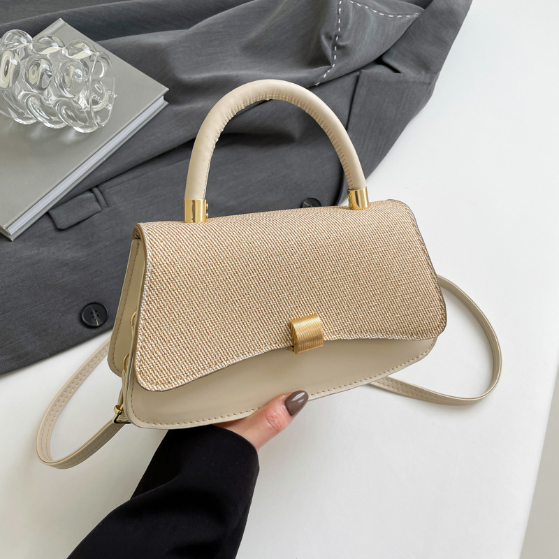 Free Delivery Designer Bag Ladies' High End Hand 2025 Spring New Versatile Ins Shoulder Crossbody Temperament Simple Small Square Luxury Bag