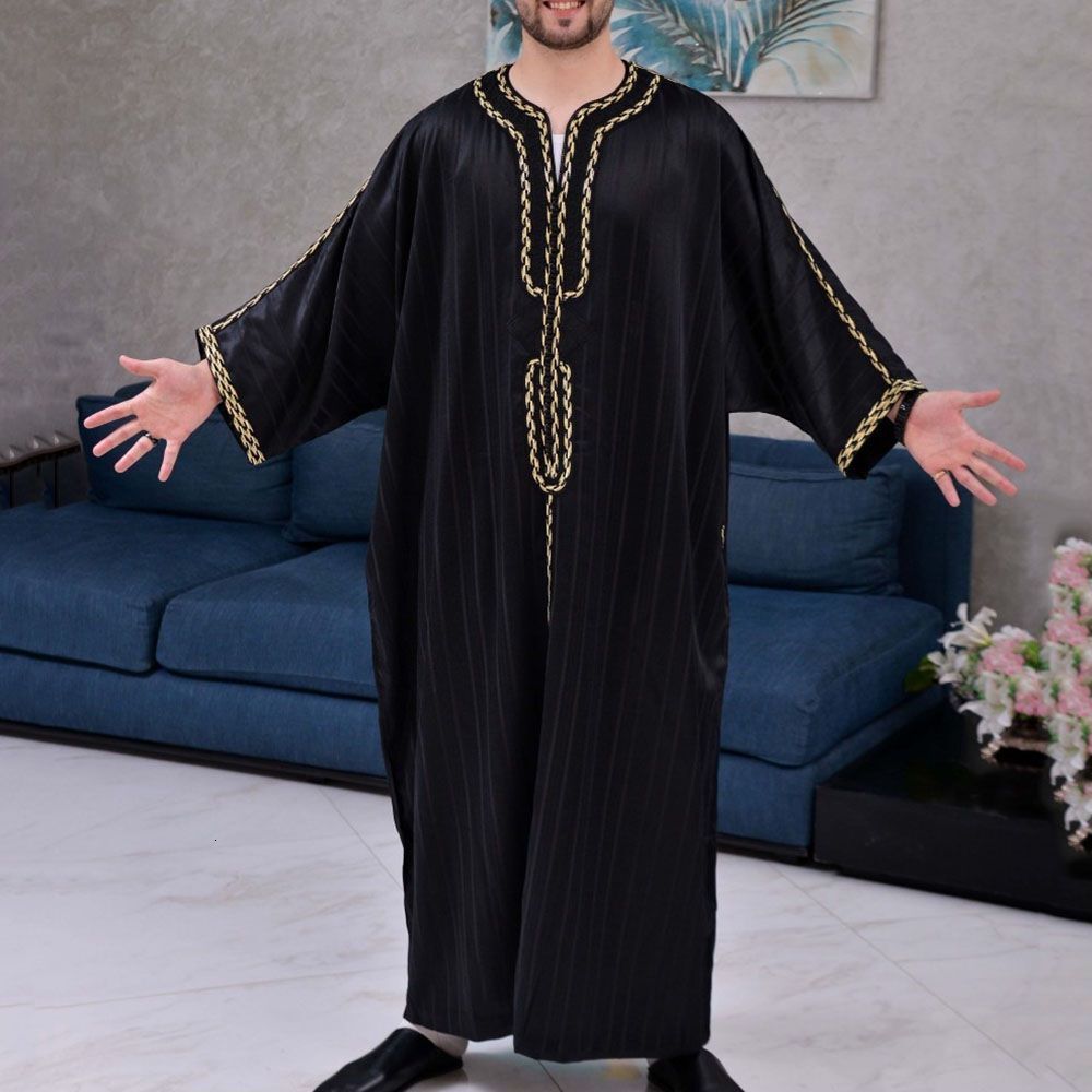 Designer Clothing Summer Arabian Robe Loose V-neck Short Sleeved Printed Men's Muslim Clothing 2025 New Style