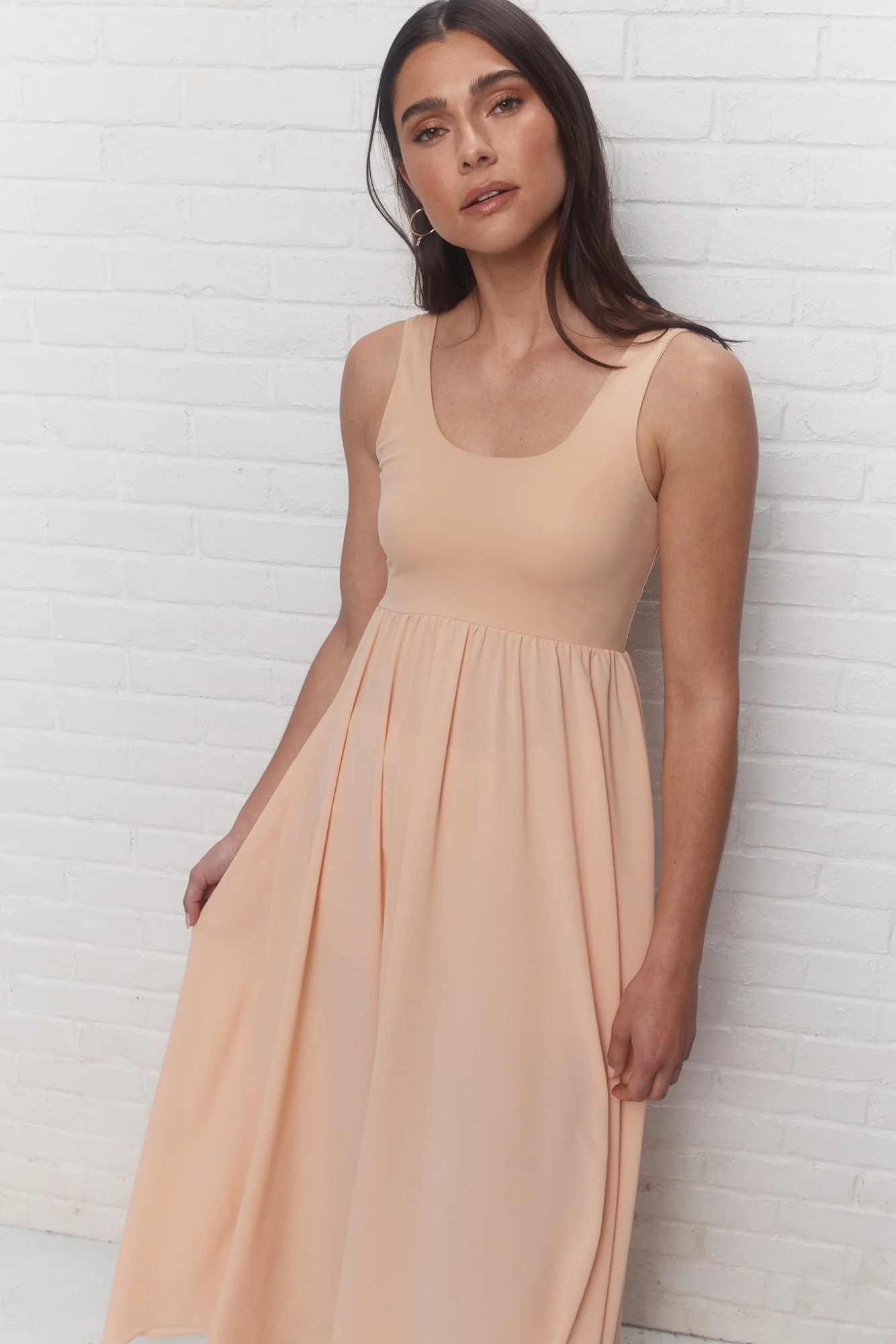 Women's Peach U-neck Sleeveless Maxi Fitted Pleated Dress with wide straps