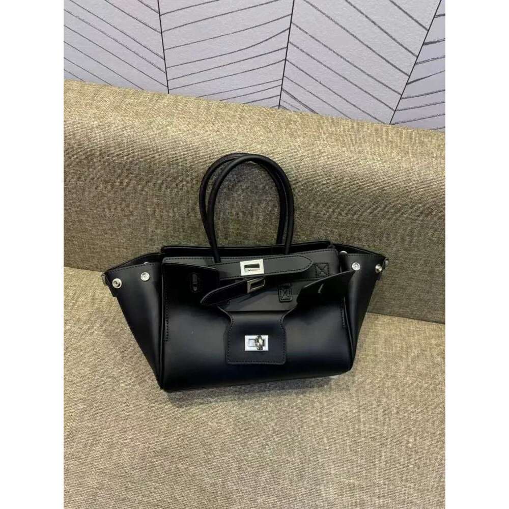 Fashion Women Cow Split Leather Mini Motorcycle Bag Female New Designer Party Totes Handbag Hasp Flap Pouch Bags Sier Black