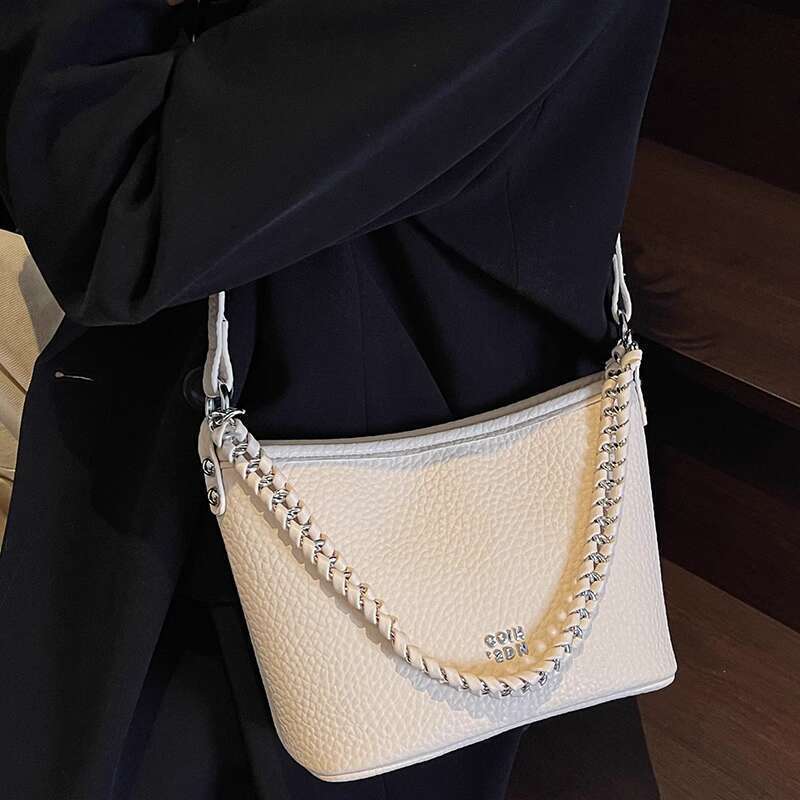 Niche Western style Bucket Women's 2025 New High end Versatile Armpit Small Square Single Shoulder Crossbody Bag