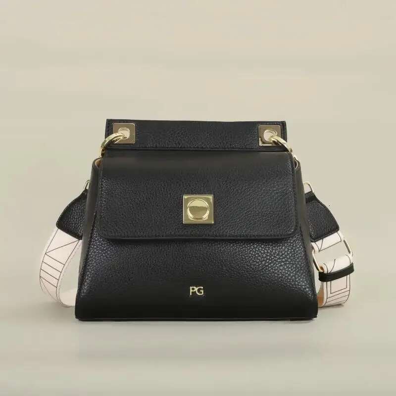 PG Exquisite Shoulder Light Brand Design 2024 New High Casual Women's Bag Quality Fashion All-Match Handbag