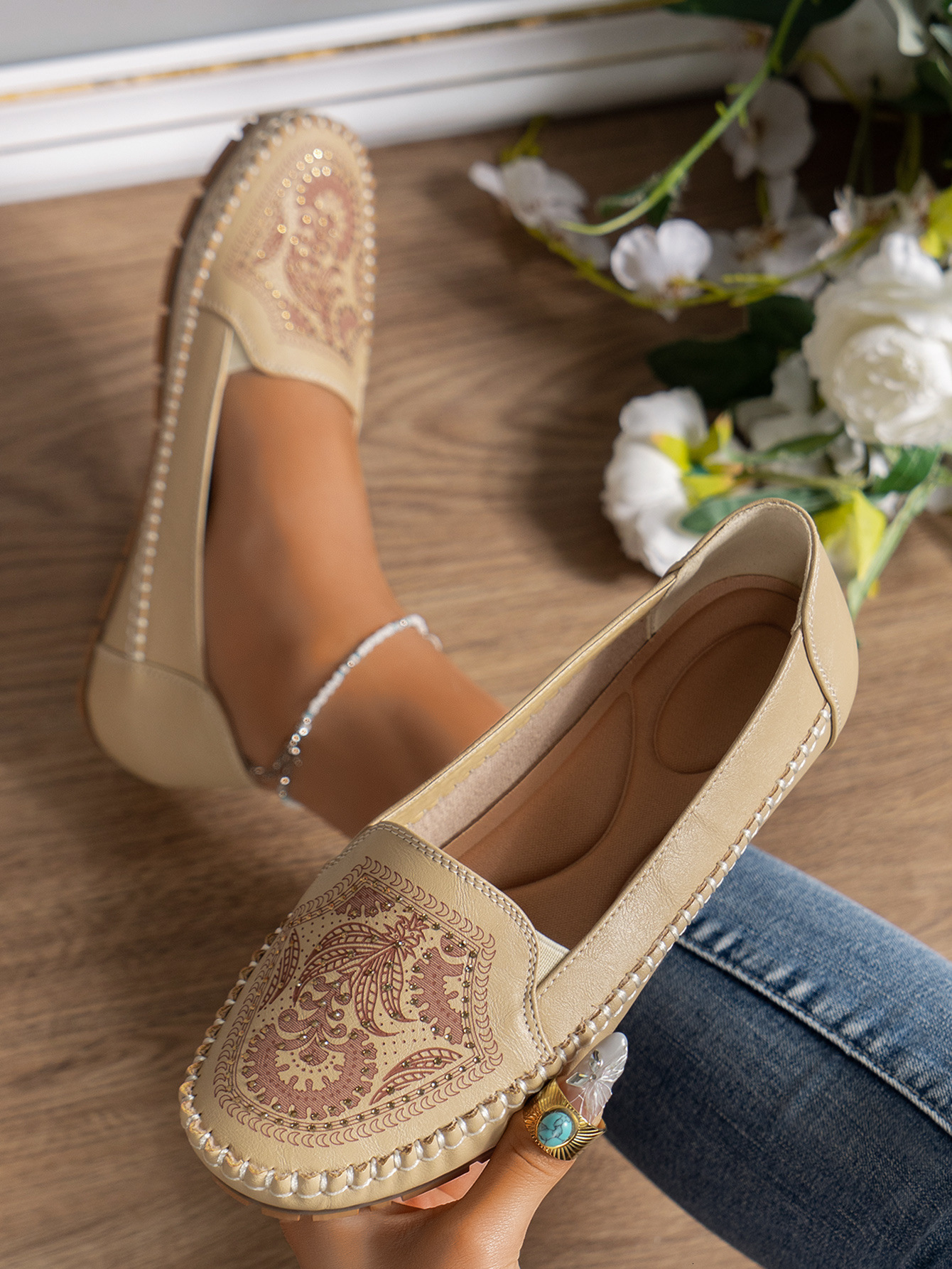 Plus Size Casual Shoes New Laser Stitched Women S Flat Bottomed Loafers Ddmysaturn