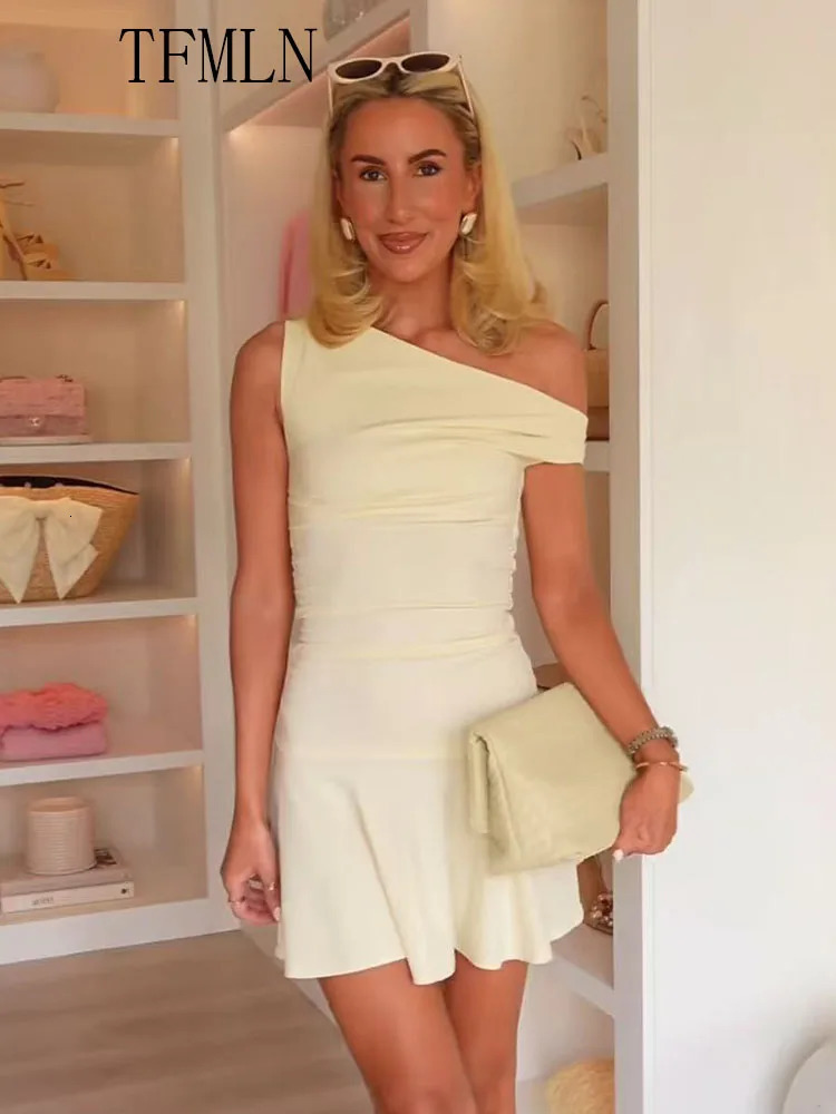 TFMLN Women Solid Asymmetrical Mini Dress Summer Sleeveless Diagonal Collar Causal Slim Fashion High Street 250520