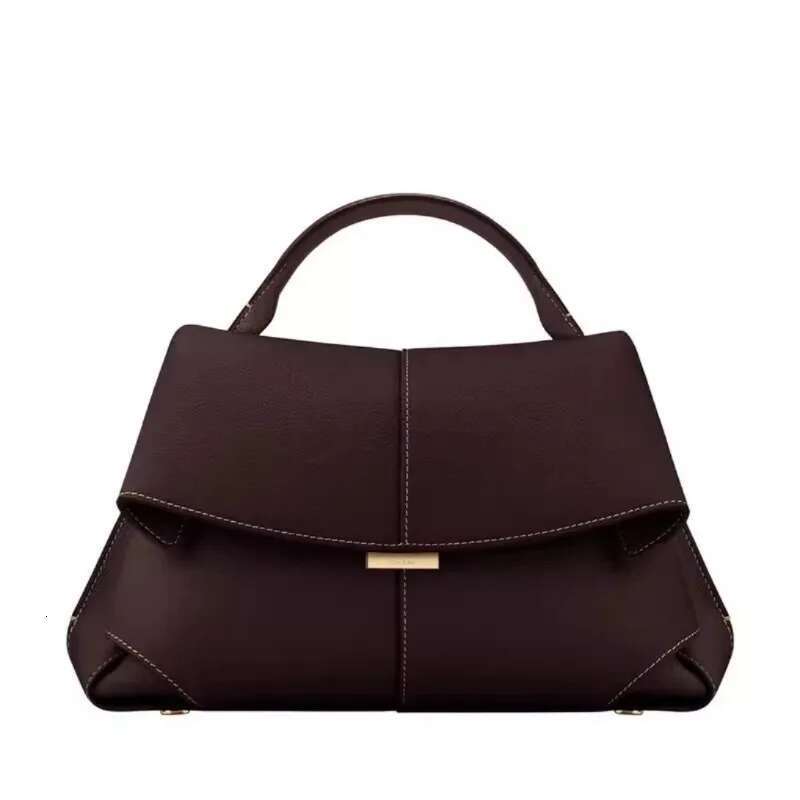 Popular series 2024 new bag European and American fashion leather pleated women's handbag