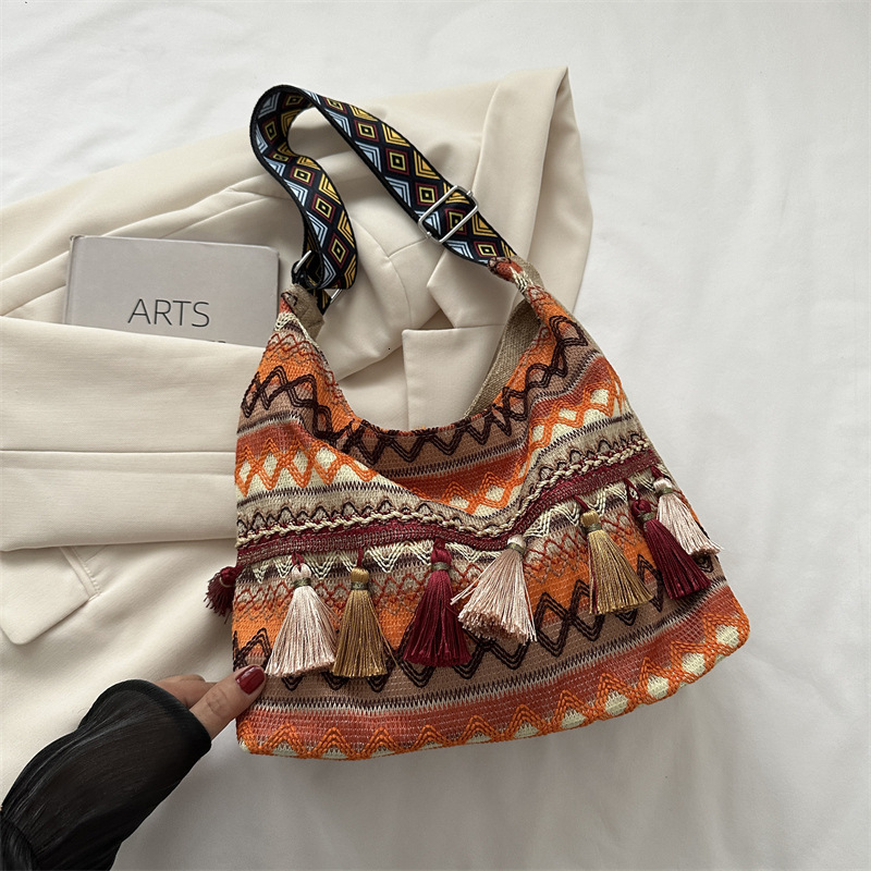 Free Delivery Designer Bag Large Capacity Fashionable Korean Version Tassel Casual 2025 Spring New Versatile Ins Shoulder Crossbody Tote Luxury Bag
