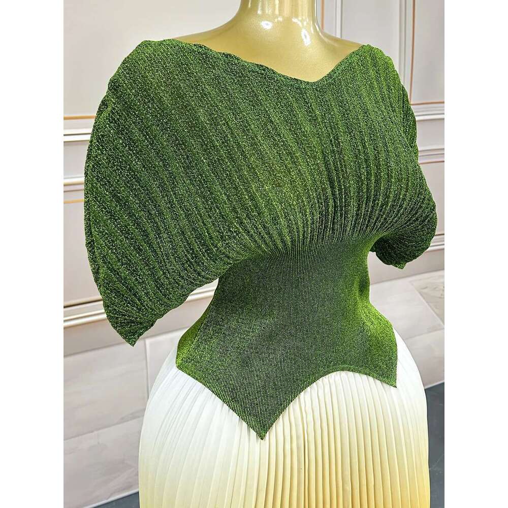 Women Plus Size Gradient Color Long Skirts And Tops Pleated 2 Piece Outfit Dubai Prom 2025 Casual For Female Fashion Sets