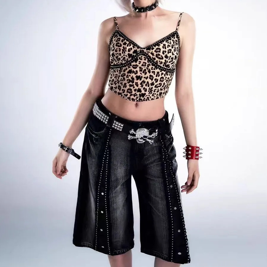 Skull Studded Belts Y2K Punk Hip Hop Faux Leather Grommet Belts for Halloween Cosplay 250519