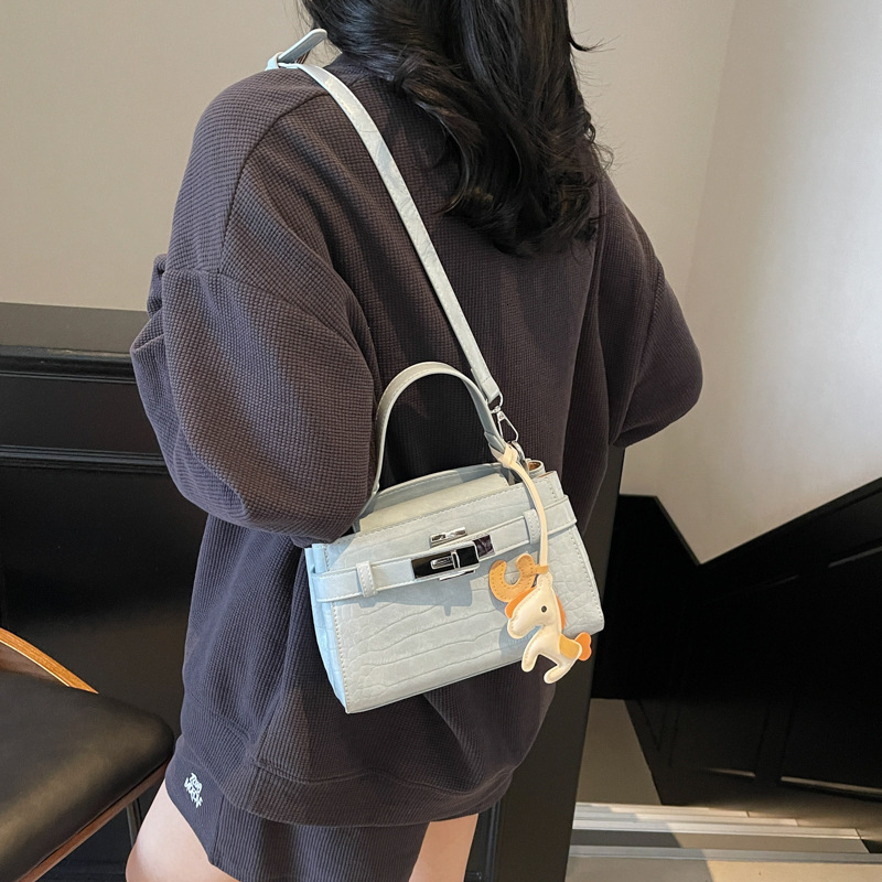 Fashion Crocodile Pattern Handheld Kelly for Women 2025 New Fashionable Versatile Shoulder with High Quality Crossbody Bag